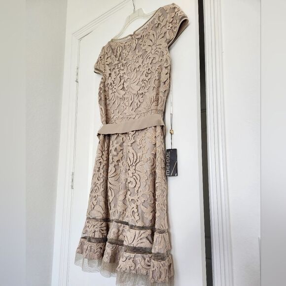 NWT Tadashi‎ Shoji Lace Dress - Picture 5 of 7